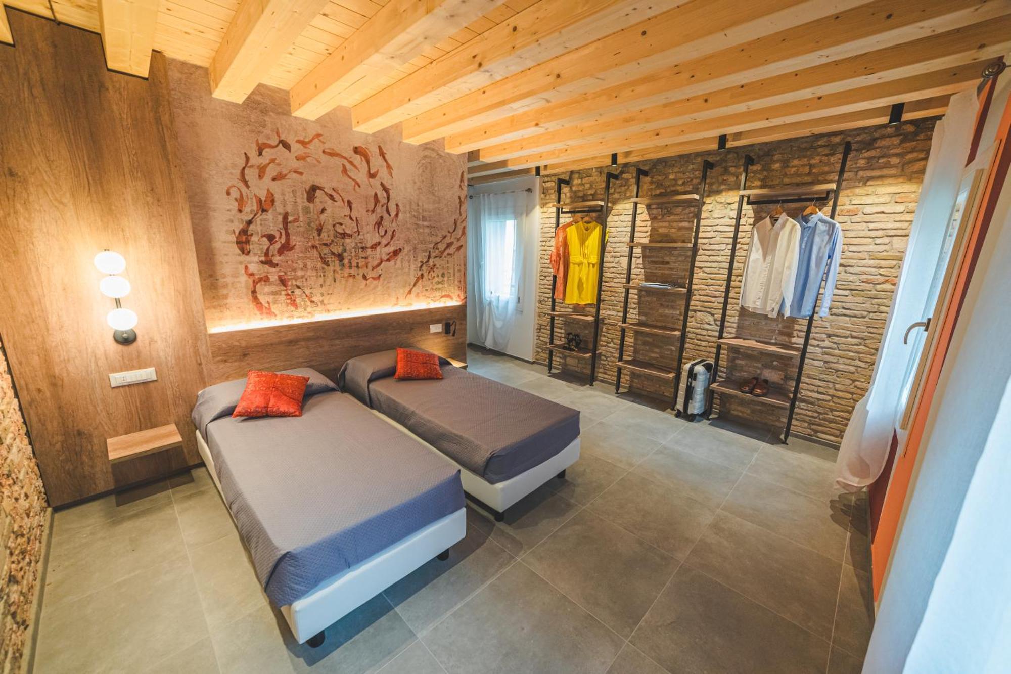 Апартаменты Battisti Hospitality - Si, Viaggiare Кьоджа Экстерьер фото
