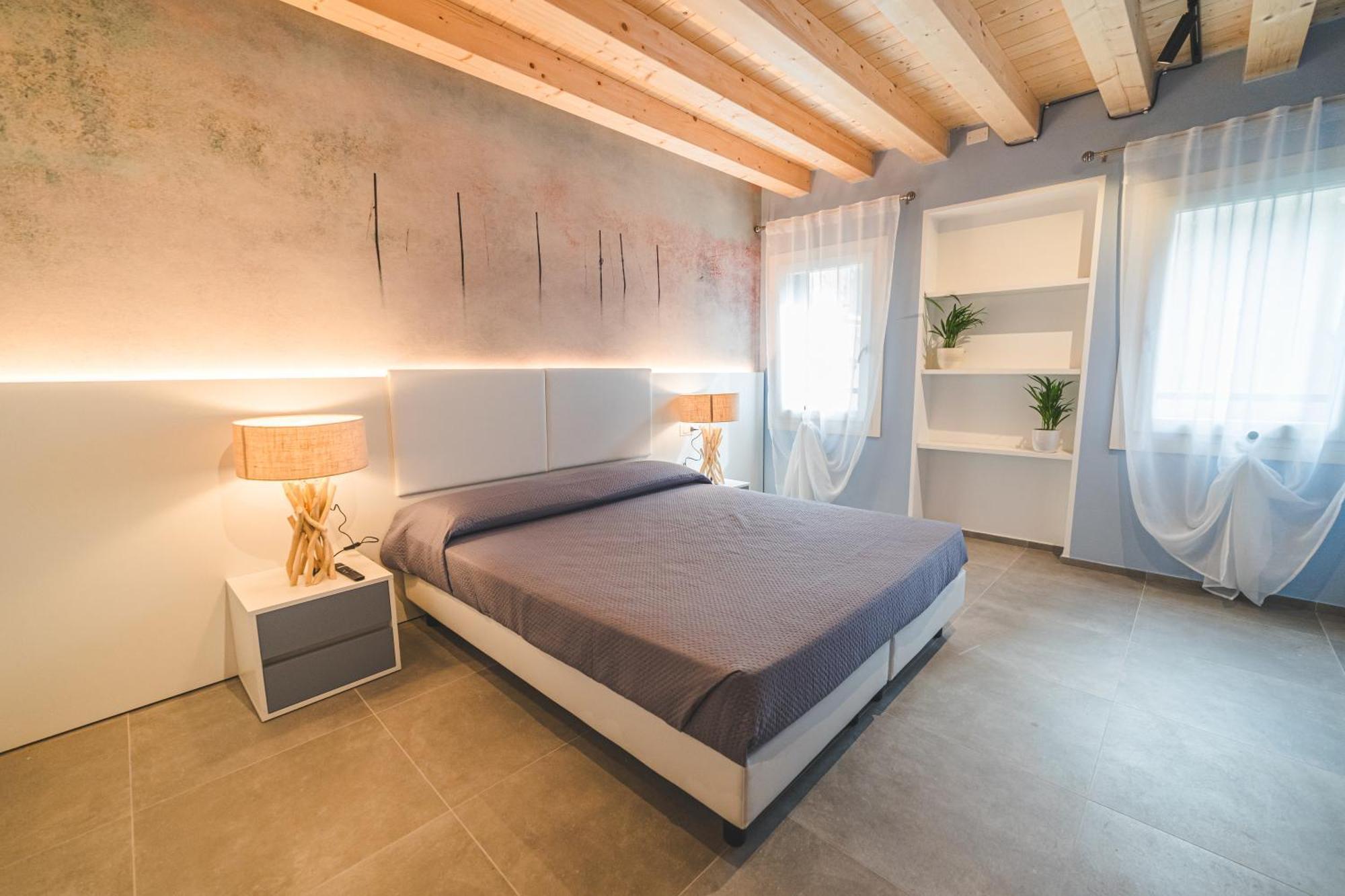 Апартаменты Battisti Hospitality - Si, Viaggiare Кьоджа Экстерьер фото