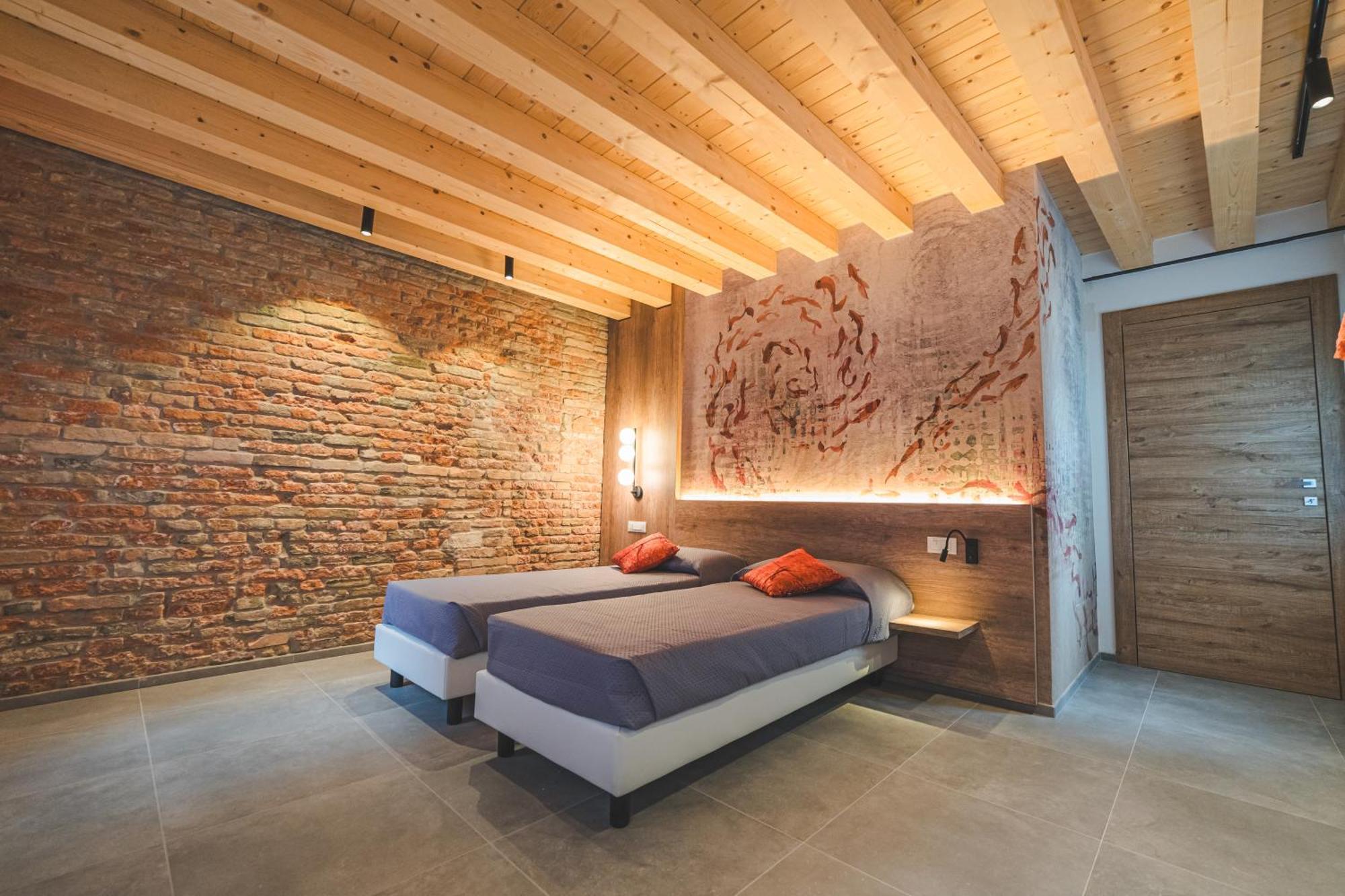 Апартаменты Battisti Hospitality - Si, Viaggiare Кьоджа Экстерьер фото
